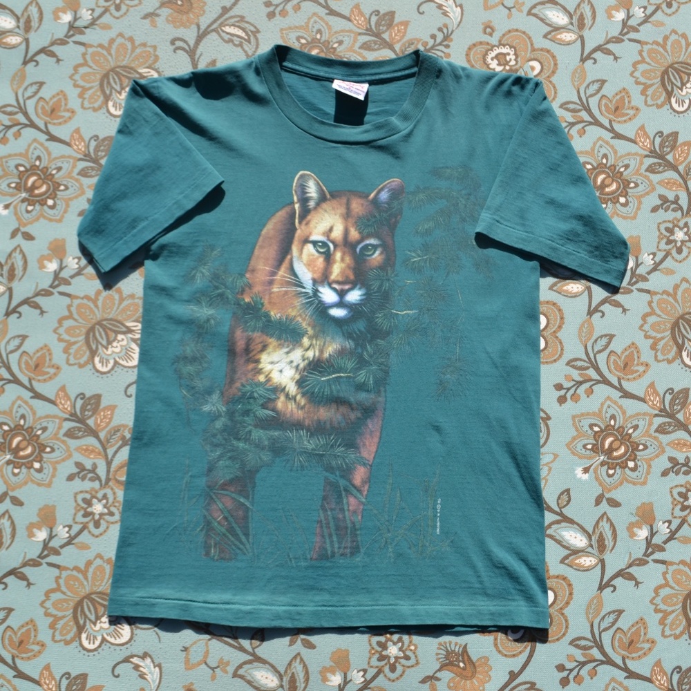 vintage cougar graphic tee